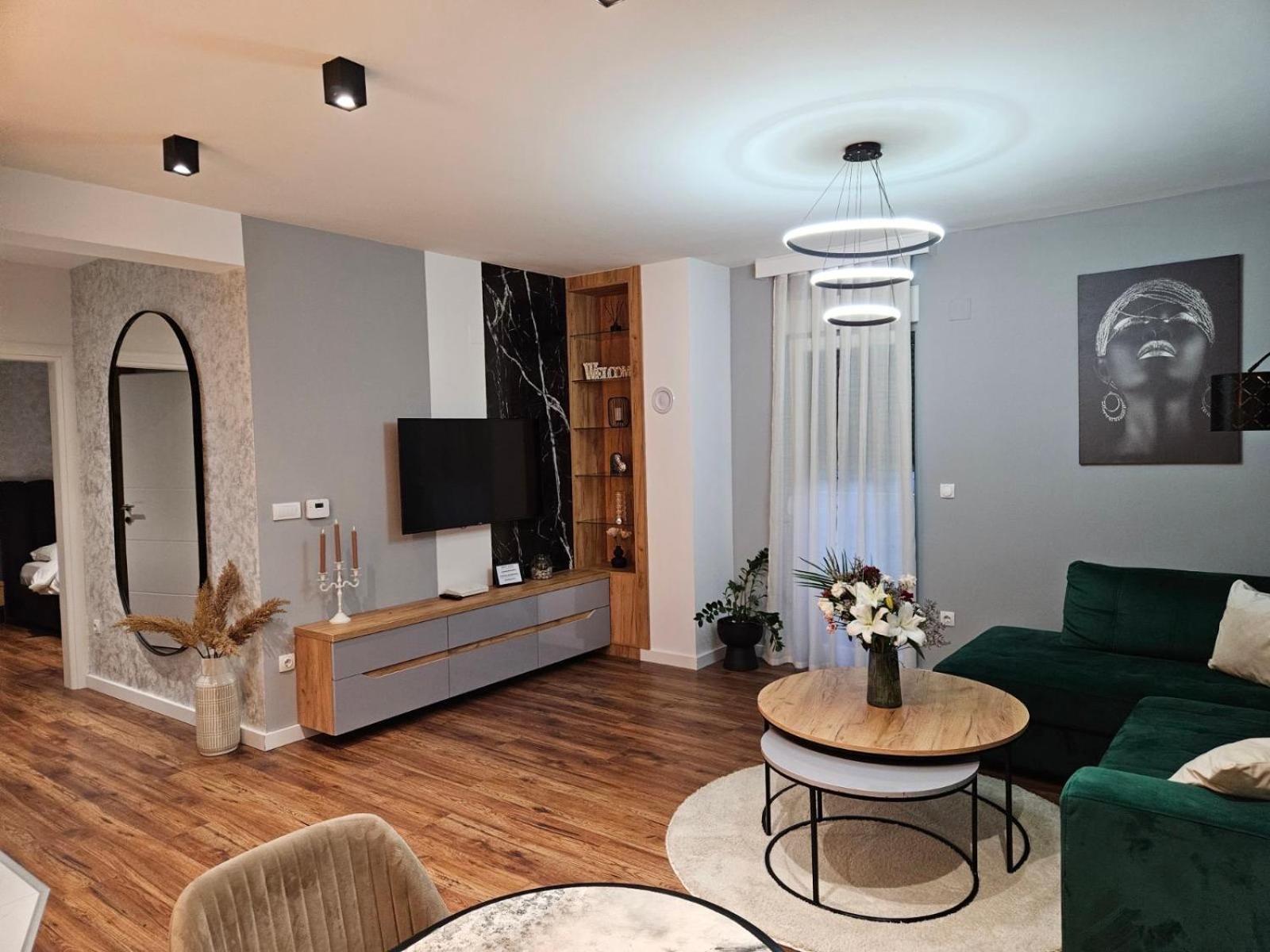 Delux Apartman President Centar Brčko エクステリア 写真